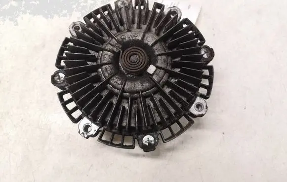 KIA Sorento Viscous fan clutch
