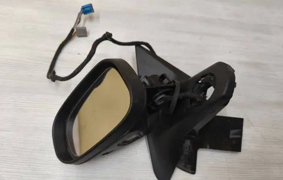 Volvo C70 Front door electric wing mirror 30762313