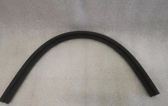 Porsche Macan (95B) Engine compartment rubber 95B823737