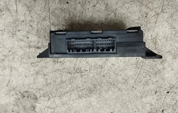 Mitsubishi Space Star Door central lock control unit/module MR916006 72165