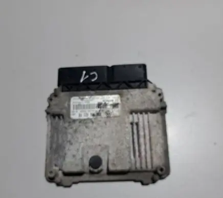 Volkswagen PASSAT B6 Engine control unit/module 03G906021PB 03G906021AB 0281013897