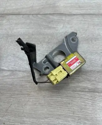 Toyota RAV 4 (XA20) Airbag deployment crash/impact sensor 8983342020 1879001158