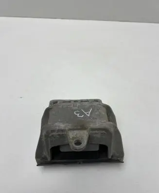 Audi A3 S3 8P Engine mount bracket 1J0199555