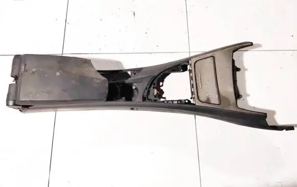 BMW 1 E81 E87 Armrest 712222810 7122228-10