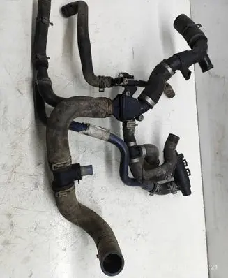 Volkswagen Crafter Engine coolant pipe/hose 2N0122291