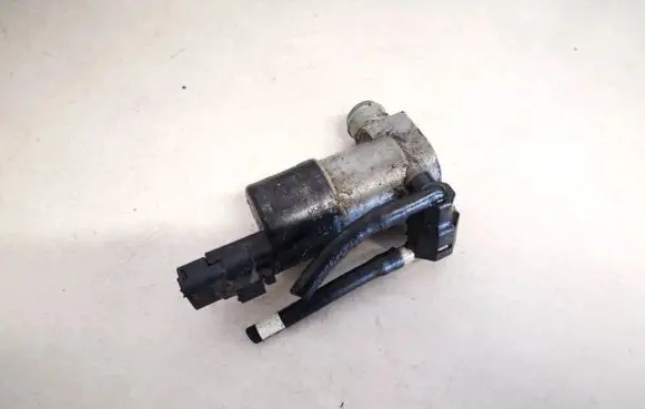Nissan Qashqai Windscreen/windshield washer pump 9641553880
