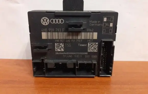 Audi A8 S8 D4 4H Door control unit/module 11620 4H0959793F