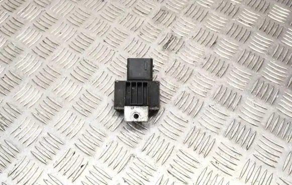 Renault Scenic II - Grand scenic II Glow plug pre-heat relay 9640469680