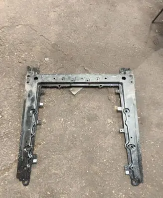 Porsche Cayenne (9Y0 9Y3) Other under body part 4M0801387N 4M0801387 4M0801635