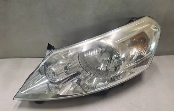 Peugeot Expert Headlight/headlamp 89901161 1400455580