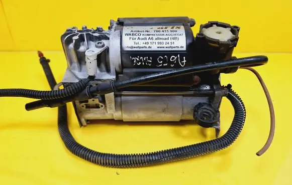 Audi A6 S6 C5 4B Air suspension compressor/pump 