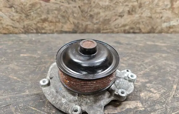 Chrysler 300 - 300C Water pump A6422020410