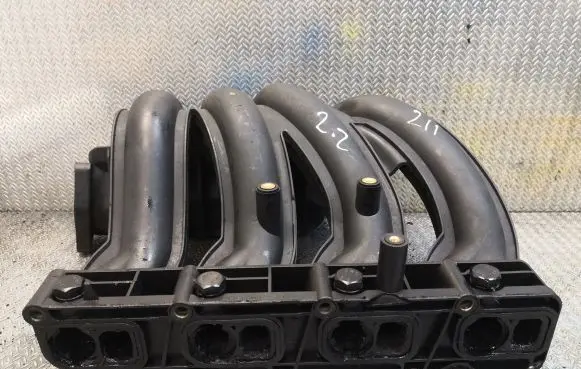 Mercedes-Benz E W211 Intake manifold 6110903537