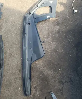 BMW 6 F06 Gran coupe Engine bonnet/hood lock trim molding 51767211929 7211929