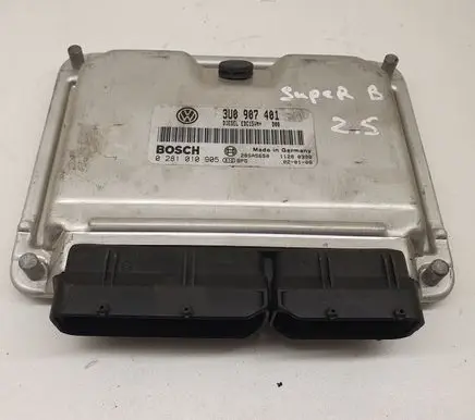 Audi A6 S6 C6 4F Engine control unit/module ECU 3U0907401 0281010905