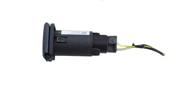Jaguar E-Pace USB socket connector JPLA19010CA