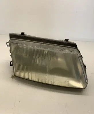Volkswagen PASSAT B5 Headlight/headlamp 14742600