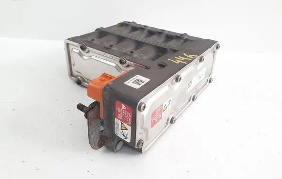 Volkswagen Golf VII Electric engine pre-heating system (optional) 12E963231F 710300380700 15T330LM0127