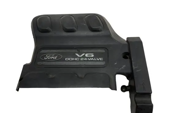 Ford Maverick Engine cover (trim) YL8E8A590DC V600A