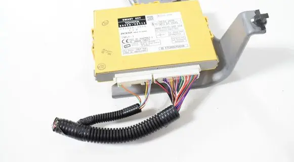 Lexus GS 300 350 430 450H Other devices 2325003540 8999030114
