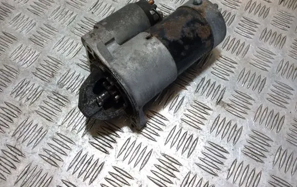 Opel Insignia A Starter motor 55353857