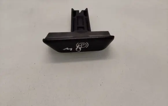 Mercedes-Benz E W210 Hand brake release handle 2104270020