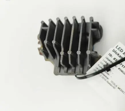 Tesla Model 3 LED ballast control module B109037B CPCMA18