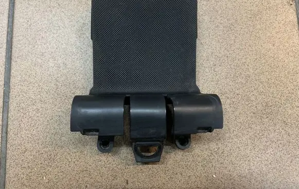 Audi A5 8T 8F Middle seatbelt buckle (rear) 8F0857717