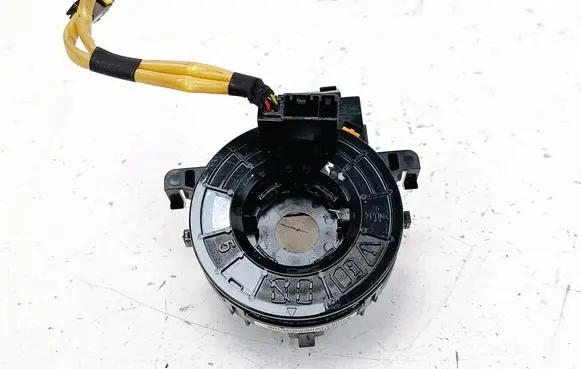 Toyota Prius+ (ZVW40) Airbag slip ring squib (SRS ring) 8924574010