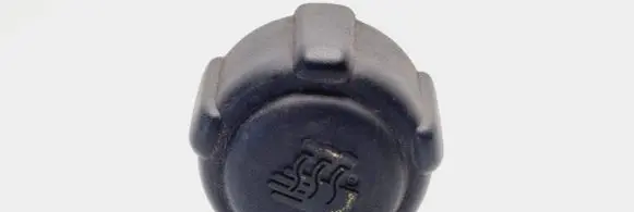 Renault Megane II Coolant expansion tank/reservoir cap 