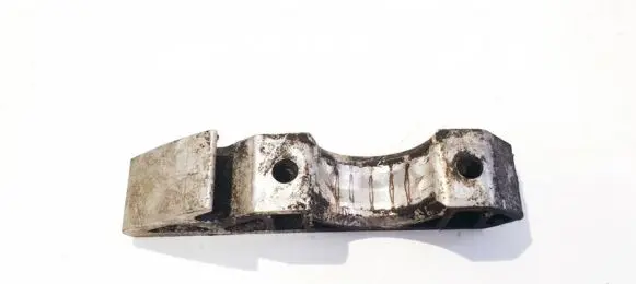Volkswagen Touareg I Sway bar bush bracket, front 7l0411063b 7l0411063.b
