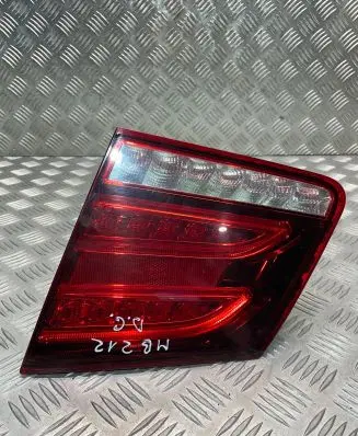 Mercedes-Benz E W212 Tailgate rear/tail lights A2129062003