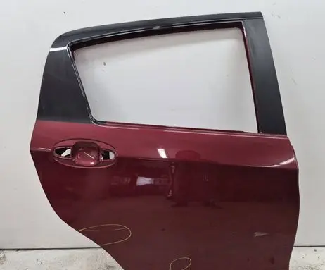 Toyota Yaris Rear door