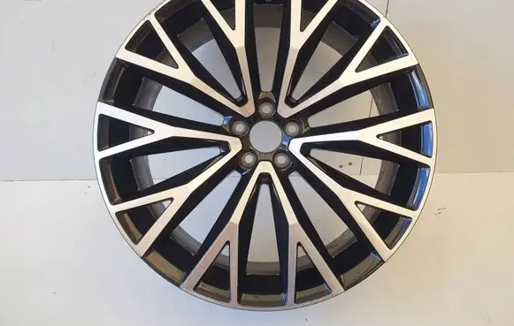 Volvo XC90 R22 alloy rim 31454682