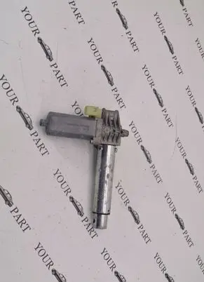 BMW 5 E60 E61 Seat adjustment motor 8321086