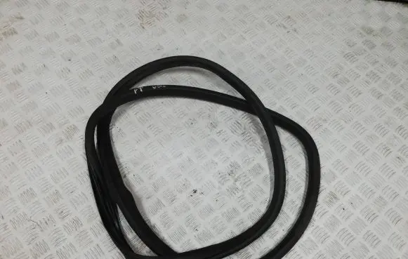 Mercedes-Benz B W246 W242 Rubber seal rear door 