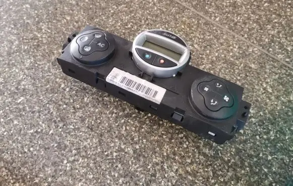 Renault Scenic II - Grand scenic II Climate control unit