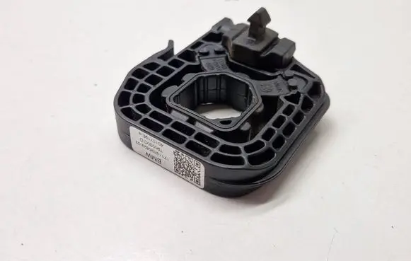 BMW i4 Radiator support slam panel bracket 9895622