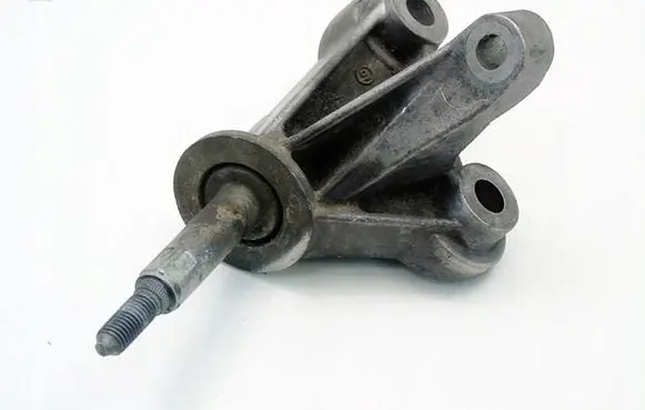 Renault Megane IV Gearbox mounting bracket 006689
