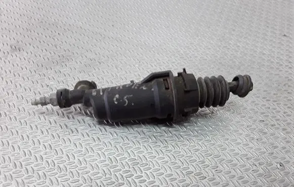 Citroen C5 Clutch slave cylinder 