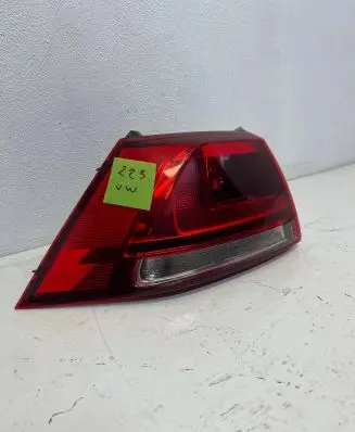 Volkswagen Golf VII Rear/tail lights 5G0945095P 90052059A