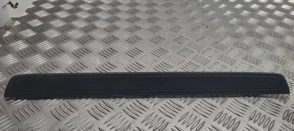 Toyota Verso Rear sill trim cover 679160F010