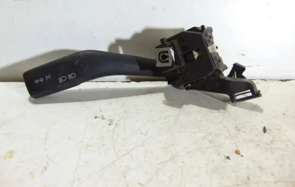 Volkswagen Golf V Light switch 1K0953513