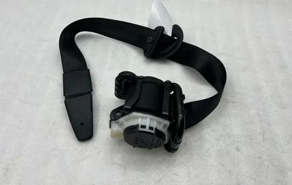 Porsche Macan (95B) Front seatbelt 34068474A 95b857705c 0589P1000220