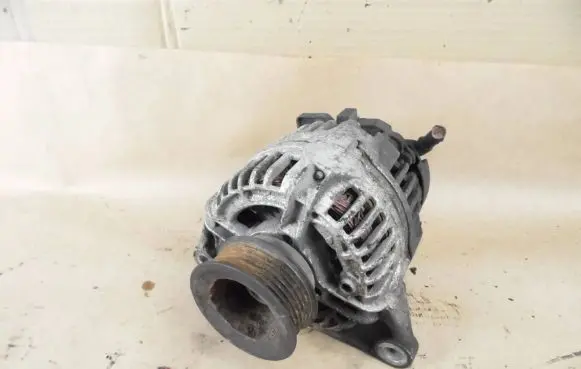Iveco Daily 3rd gen Generator/alternator 504087183 0124325122 789110A