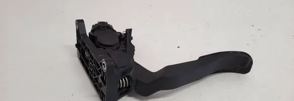 Mercedes-Benz Vito Viano W639 Accelerator throttle pedal A6393000704 0281002563 500165