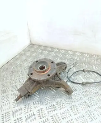 Citroen Berlingo Front wheel hub