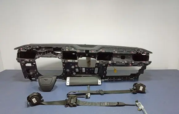 Ford Mustang I Dashboard 