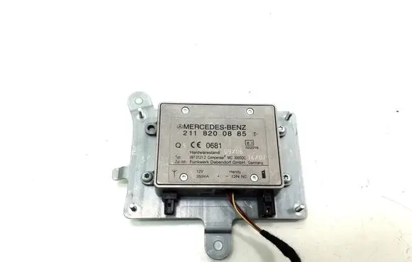 Mercedes-Benz S W221 Aerial antenna amplifier A2118200885