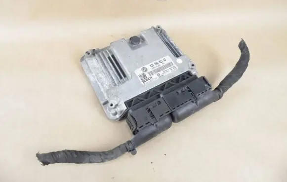 Volkswagen PASSAT B6 Engine control unit/module 03G906021AD 1039S12984 0281012925
